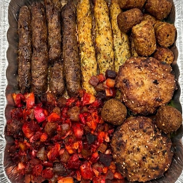 Family Platter (Serves 5-6).