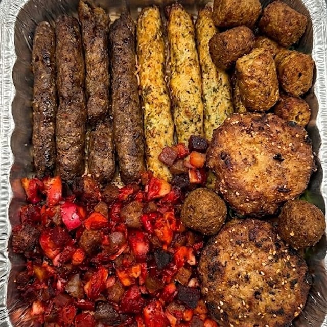 Family Platter (Serves 8).